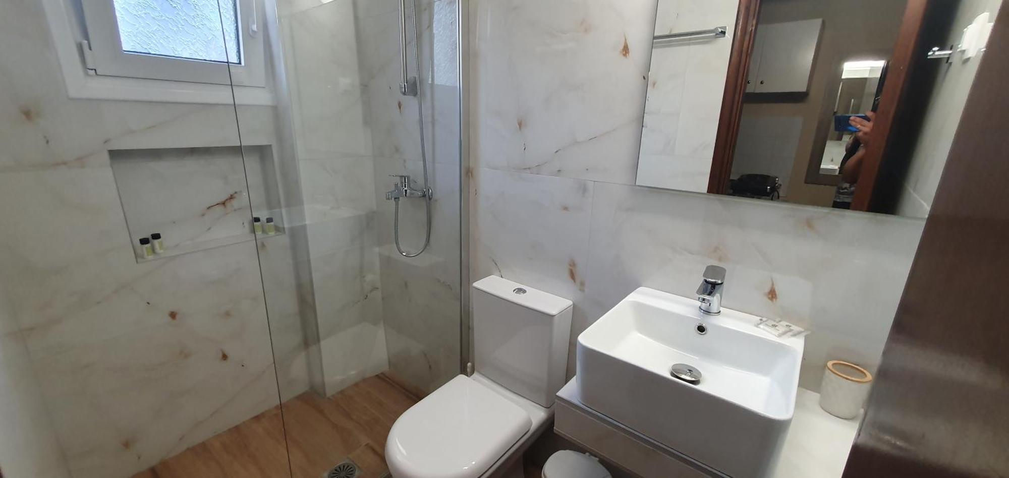 Phivos Aparthotel